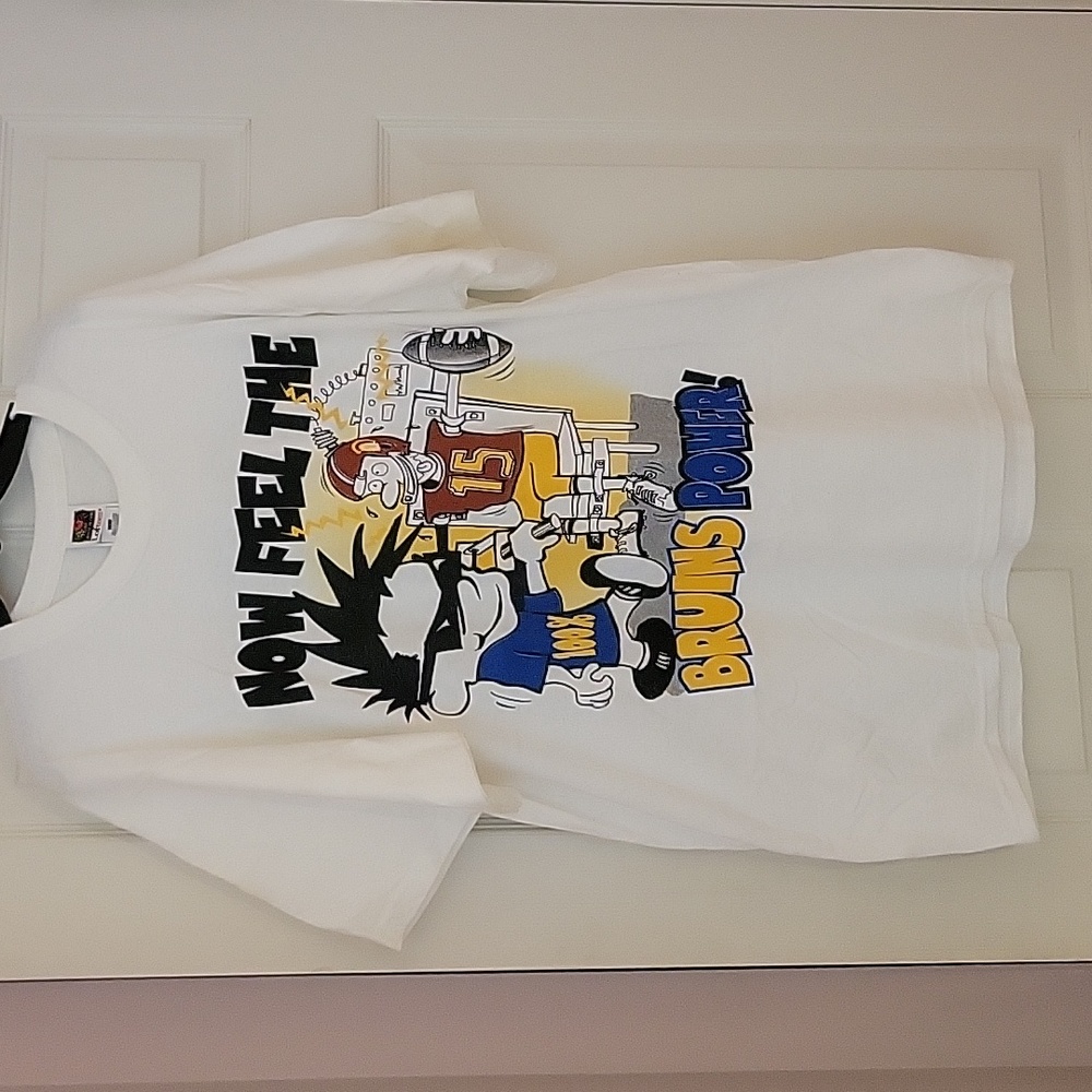 UCLA BRUINS T-Shirt